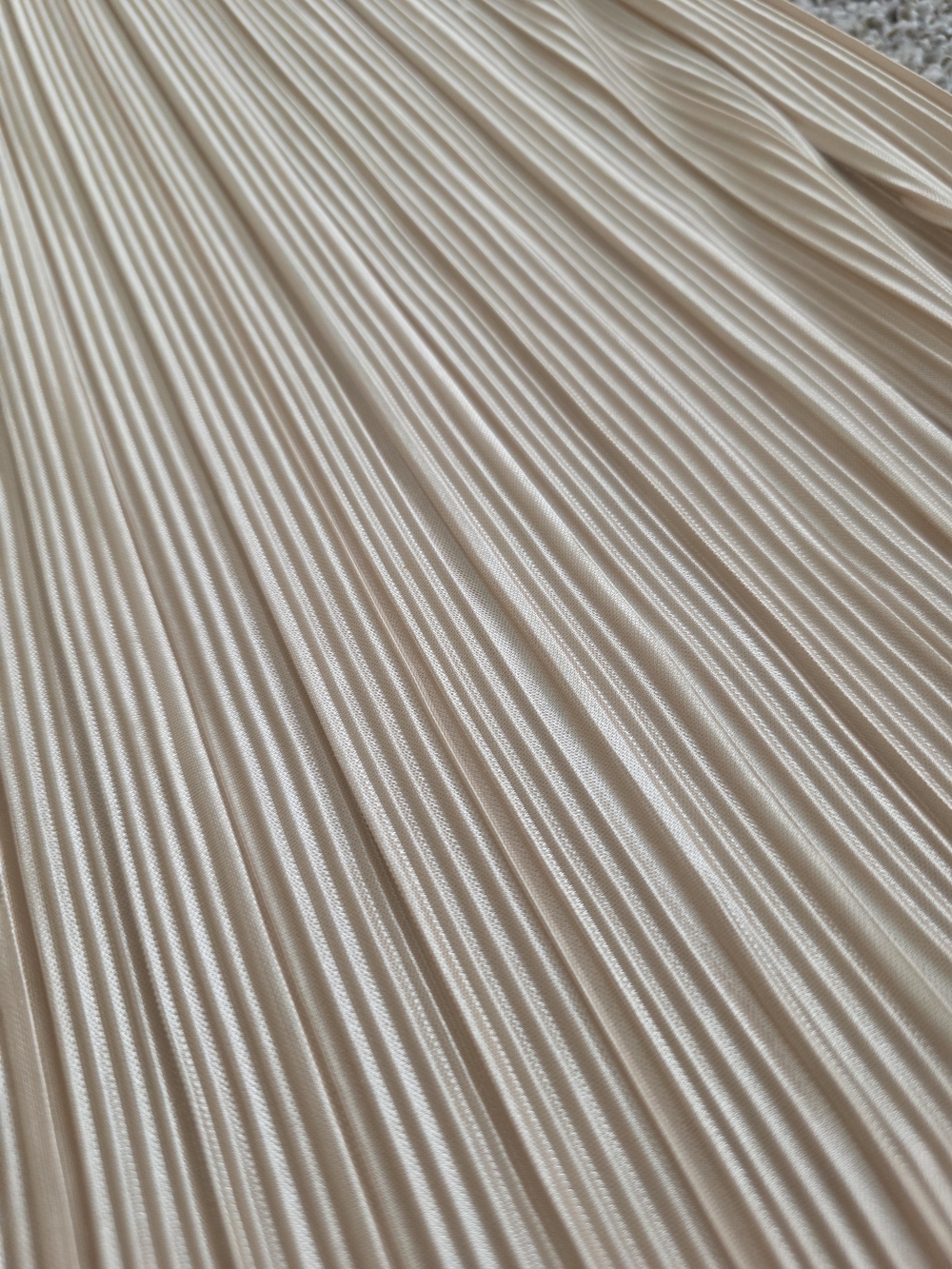 Pleated Button-Down Top & Matching Wide-Leg Pants in Beige - Picture 3 of 7